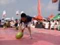 体育生栏杆救人操视频吃瓜 吃瓜网,吃瓜网友热议，英勇行为引关注