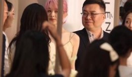 娱乐圈头条,明星恋情曝光，新剧热拍引发热议！